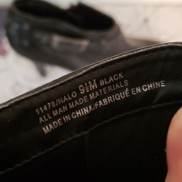 EUC Maurices Black Faux Leather Boots Booties with Belt & Buckle Accent Sz 9.5M - Picture 9 of 9